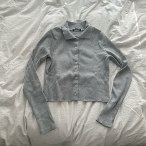 Brandy Melville gray long sleeve button up top